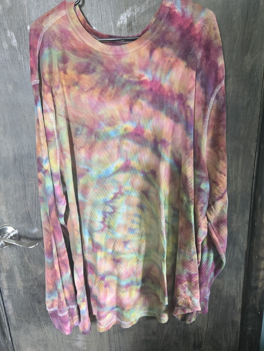 Old Navy Long Sleeve Tie-Dye Thermal Top in Multicolor